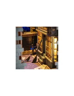 Rolife Maquette Magic House Book Nook -