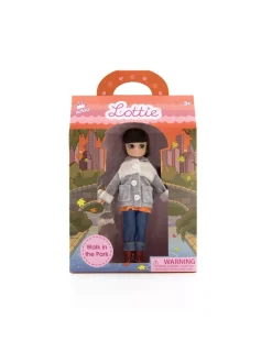 Lottie Poupée avec chien promenade dans le parc